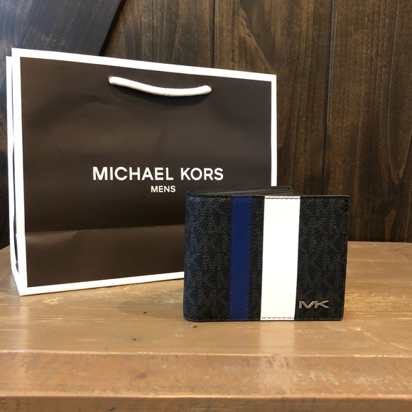 NWT Authentic Micheal Kors Signature 3-in-1 Wallet - Picture 6 of 8
